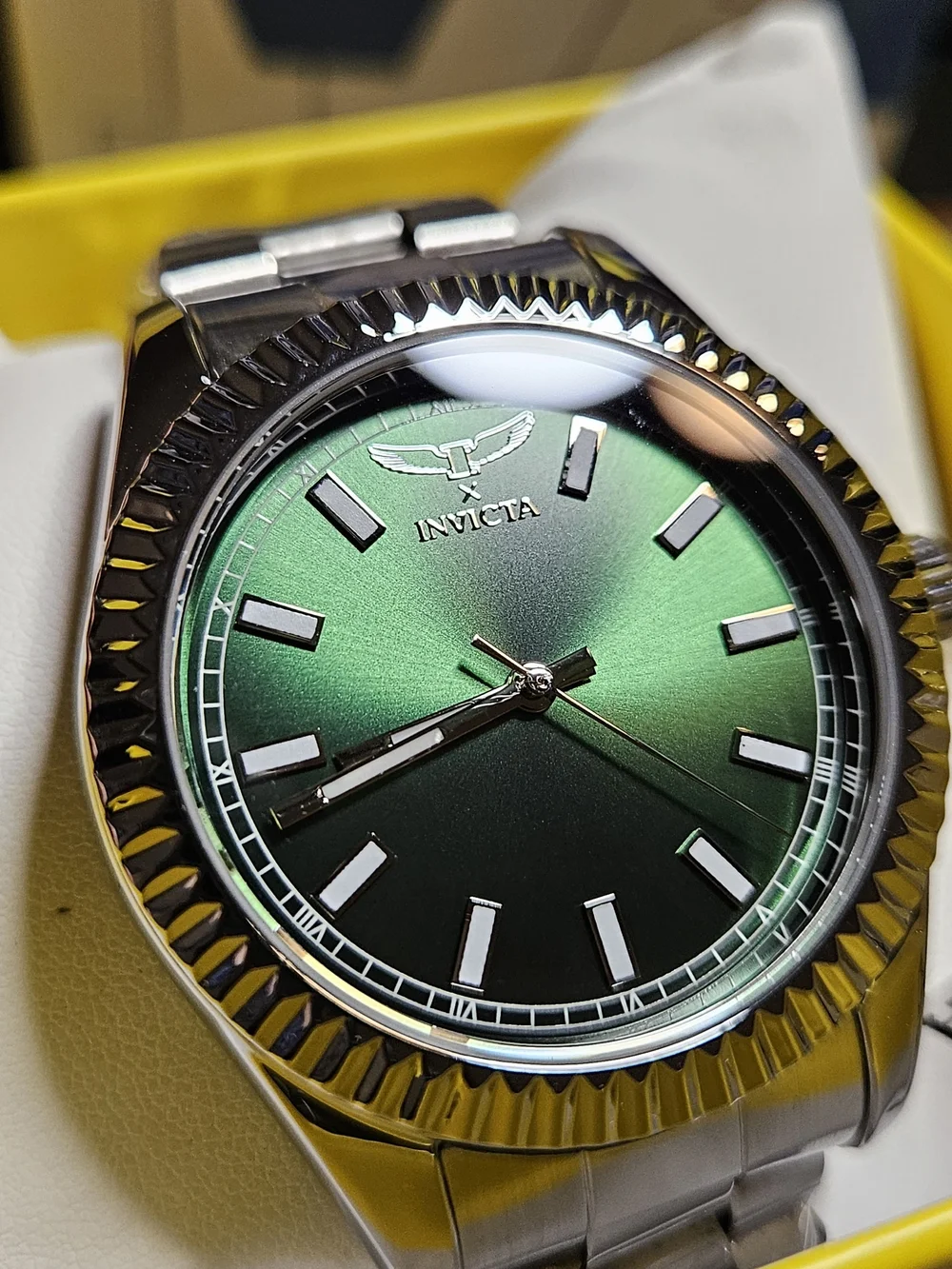 Invicta Specialty Stainless Steel Quartz Watch – Green Dial 40mm